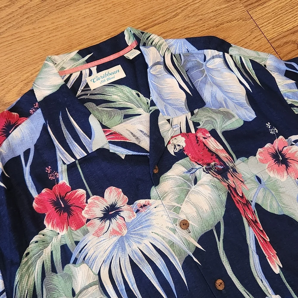 Caribbean Mens Short Sleeve Button Up Shirt Blue Size XL (Flowers) - Picture 3 of 6